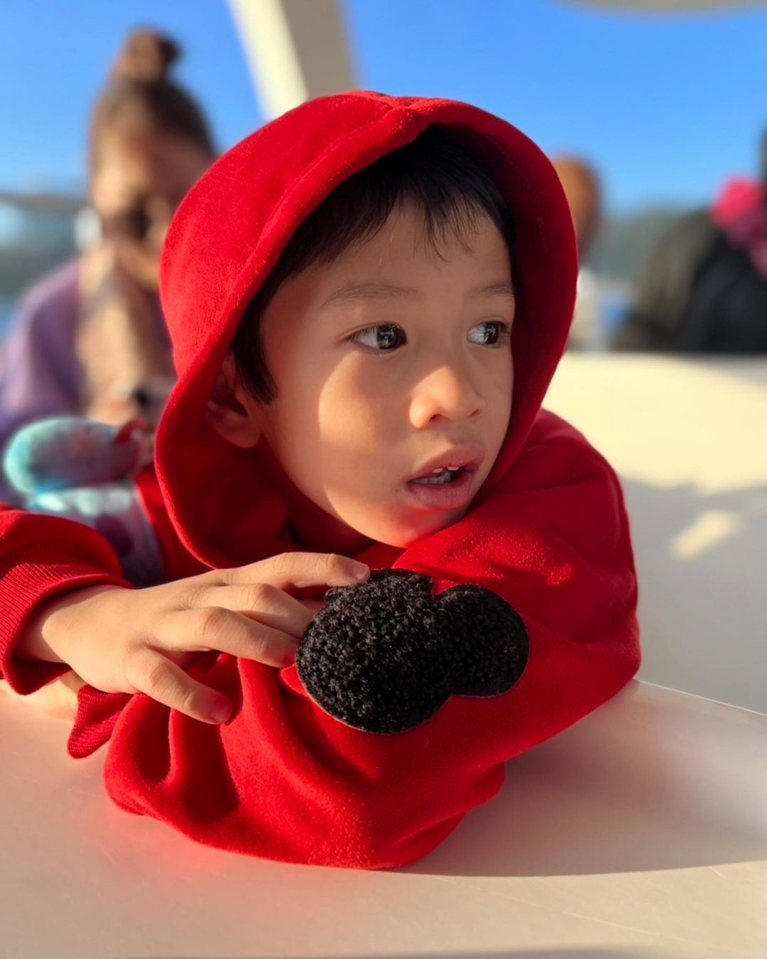 น้องโพธิ์ลูกชาคริต