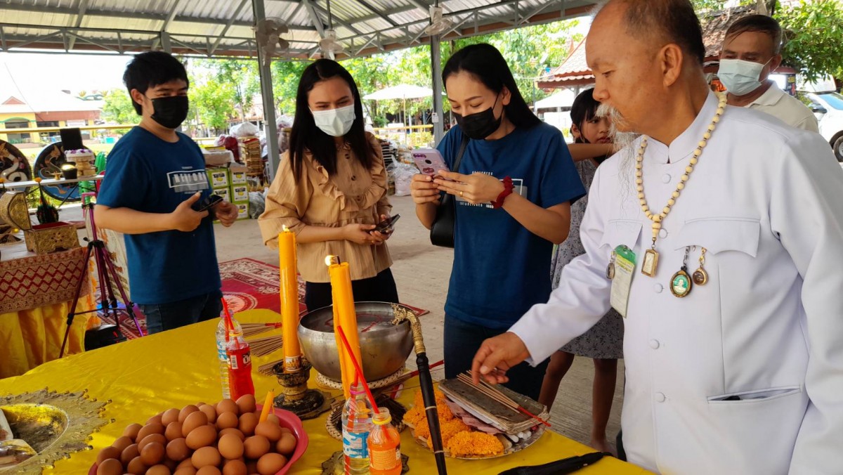 อุดรธานี 310566 คอหวยตามส่องขันน้ำมนต์ลานบวงสรวงคำชะโนดปะทะขันน้ำมนต์บ้านตัวเลขคล้ายกันคนชอบเสี่ยงโชคได้เฮแน่งวดนี้