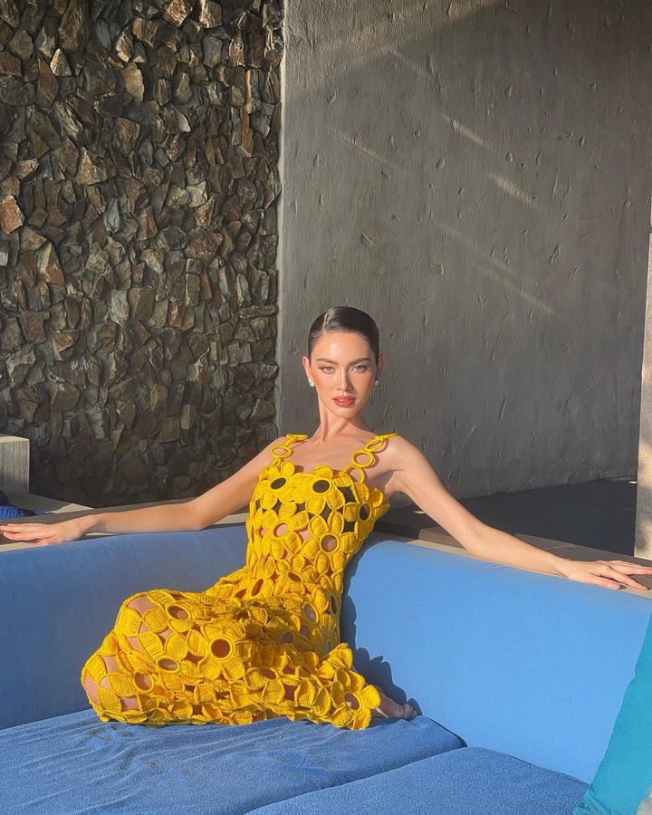 ใหม่ ดาวิกา