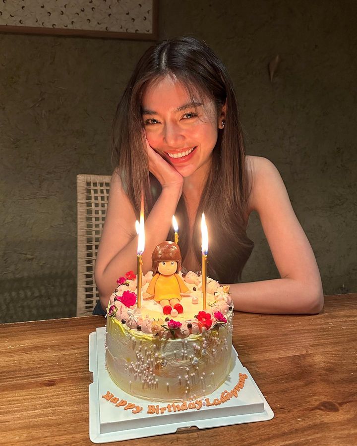 ปราง กัญญ์ณรัณ