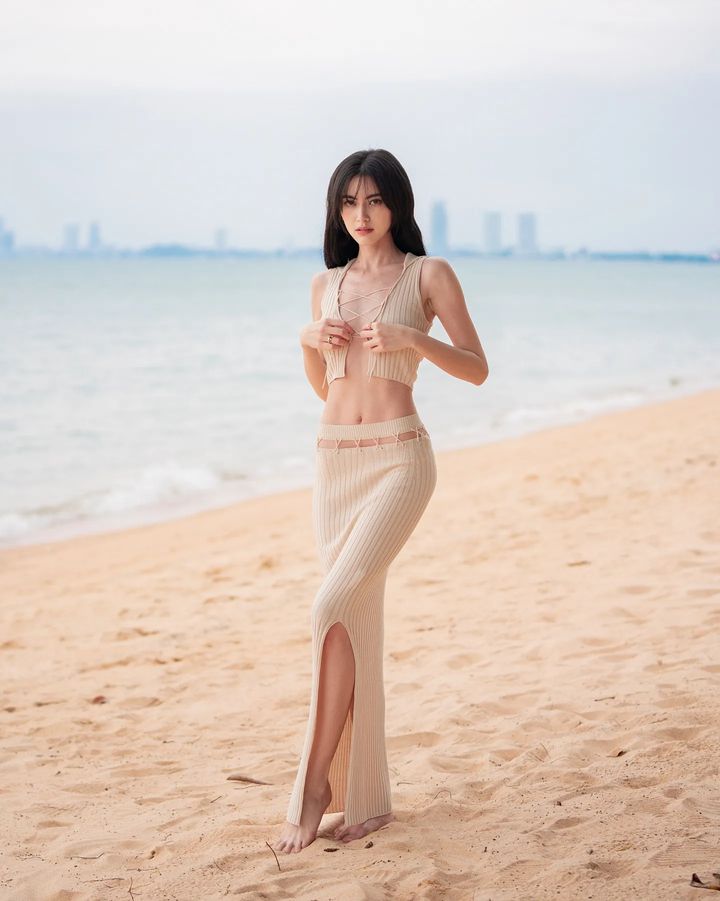 ใหม่ ดาวิกา