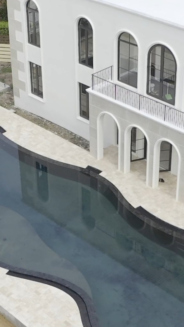 ชาคริต-แอน