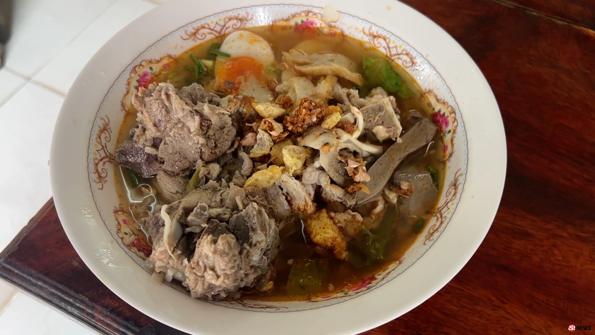 660722ขอนแก่น ก๋วยเตี๋ยวหมูนงลักษณ์ ร้านตำนานขายมานนาน 50 ปี