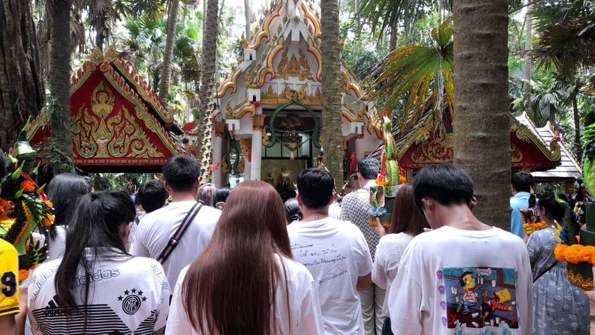 อุดรธานี 310766 โค้งสุดท้ายสำหรับคำหวยคำชะโนดส่องเงินปากนาคเชื่อปู่ให้โชควันเข้าพรรษา