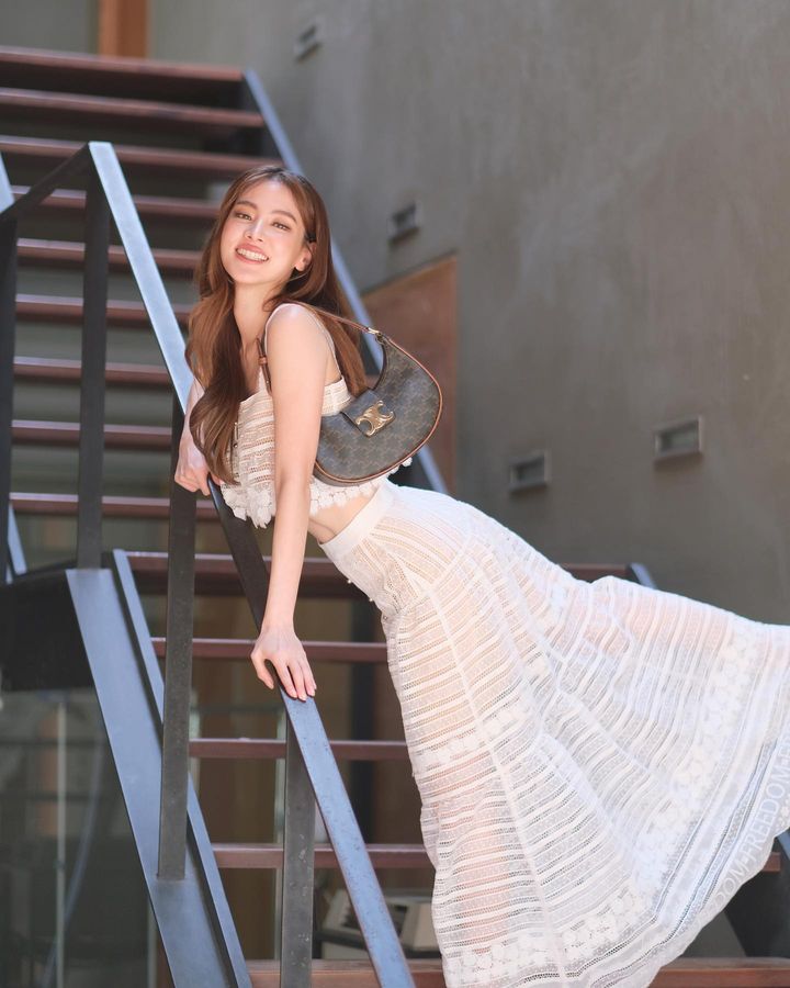 ใบเฟิร์น พิมพ์ชนก