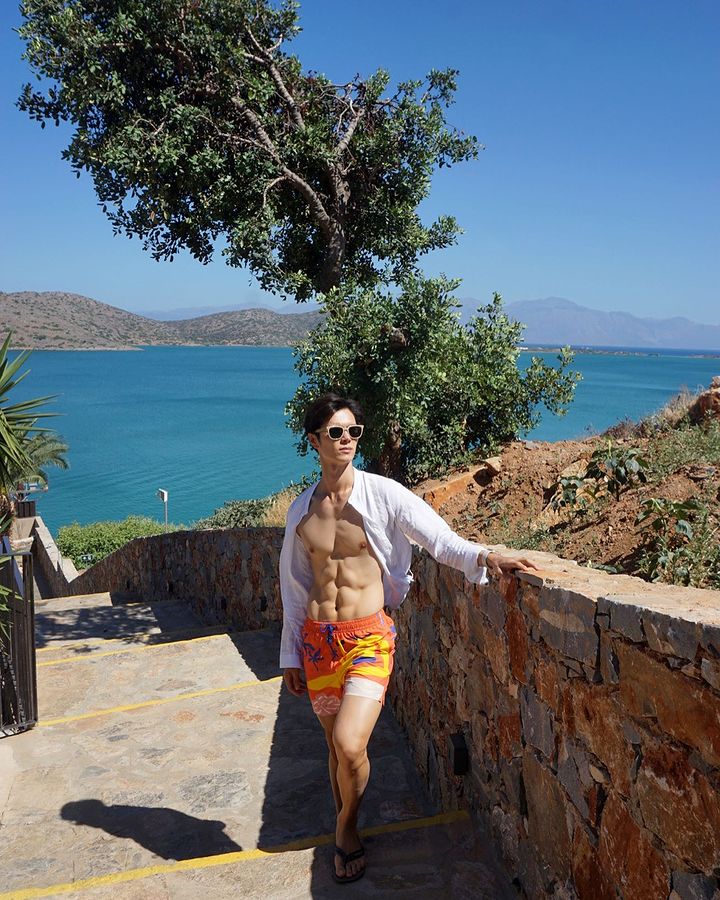 โยชิ ซีควินท์