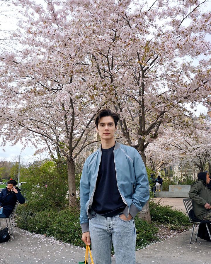 โยชิ ซีควินท์