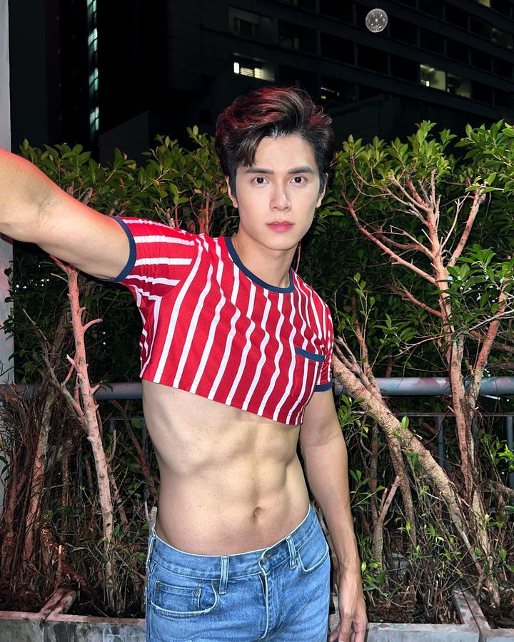 โยชิ ซีควินท์