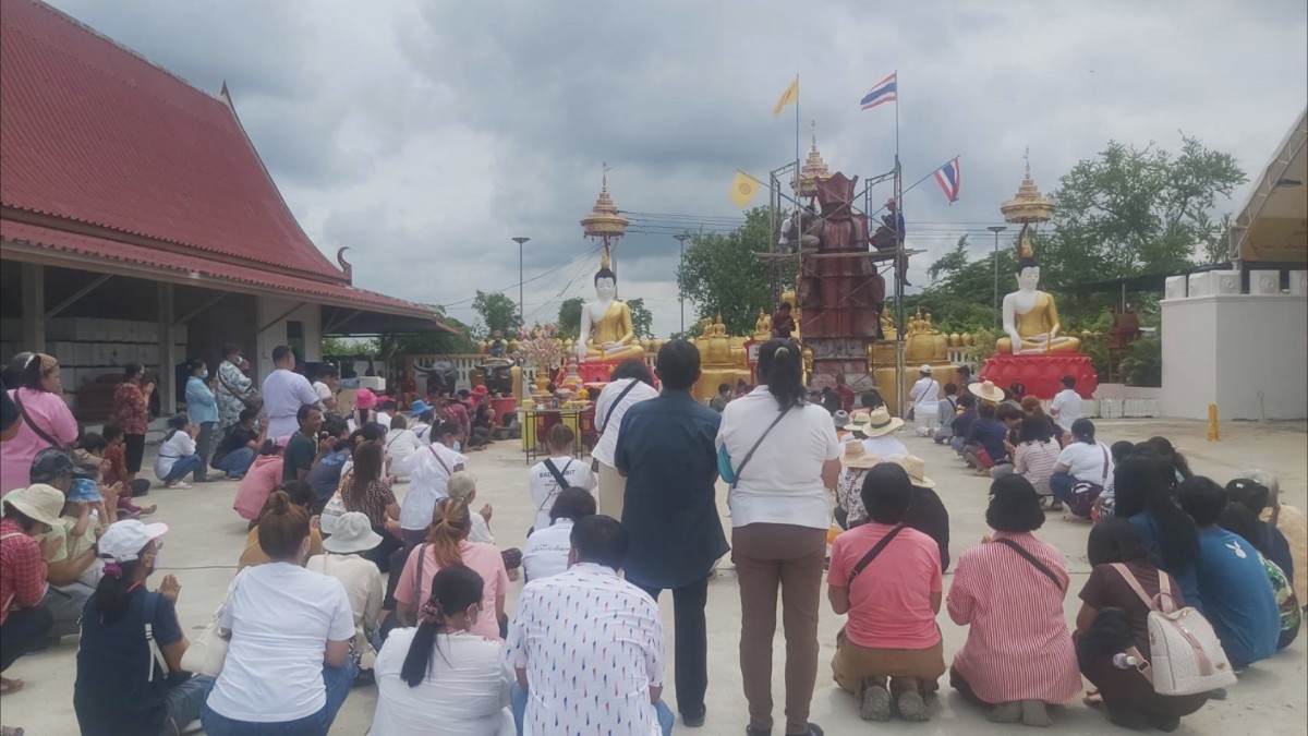 สุโขทัย น่าอัศจรรย์พระอาทิตย์ทรงกลดเหนือพิธีหล่อพระมหาจักรพรรดิ วัดหนองทอง ส่งเลขเด็ดหางประทัด