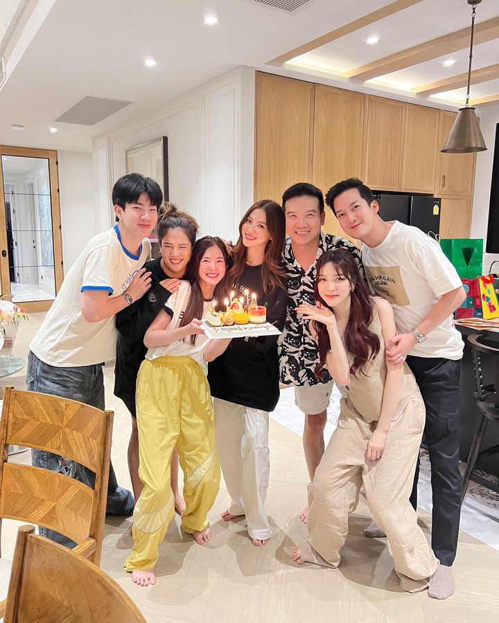 ใบเฟิร์น พิมพ์ชนก