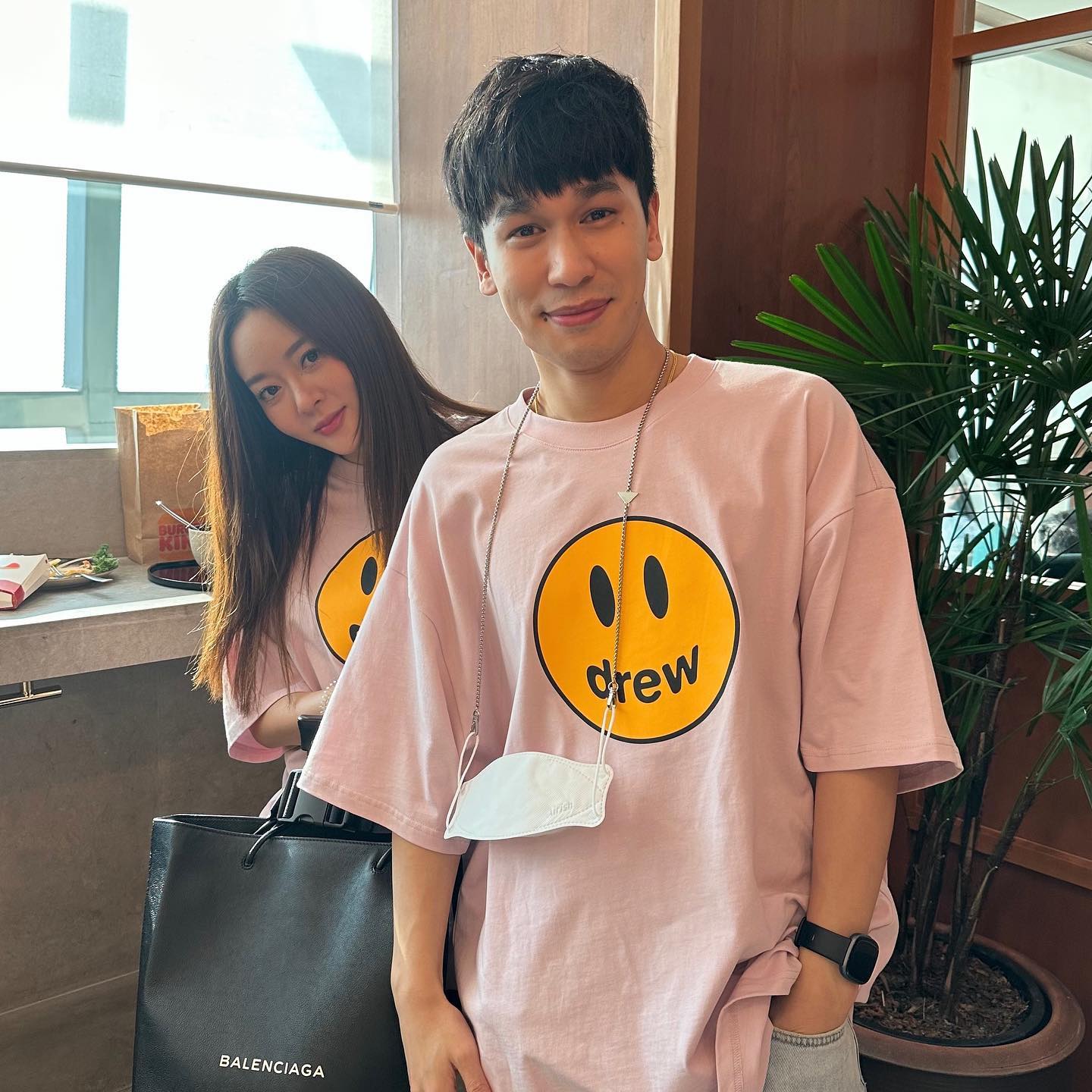 แก้มบุ๋ม พีท