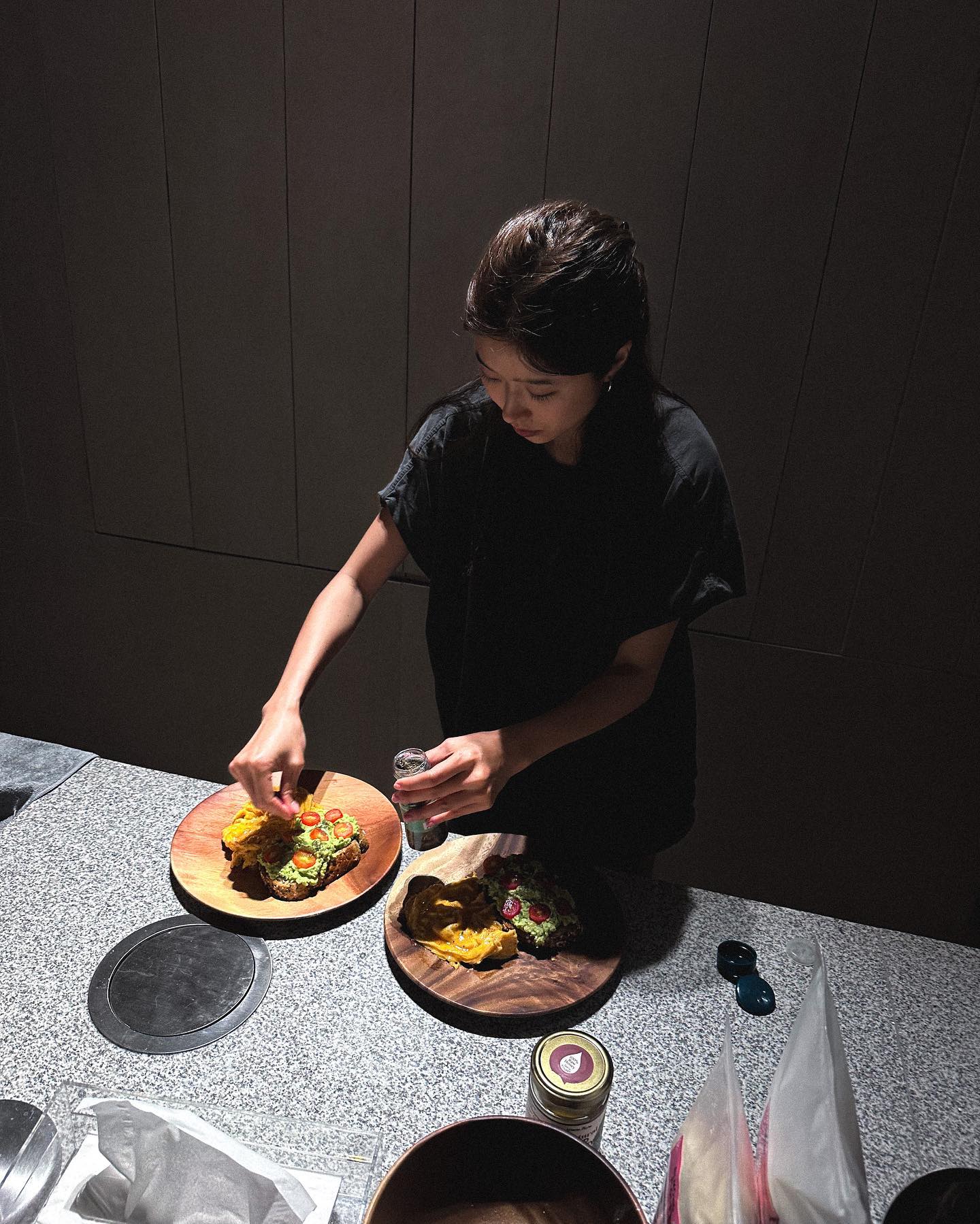 บ้านโทนี่ รากแก่น