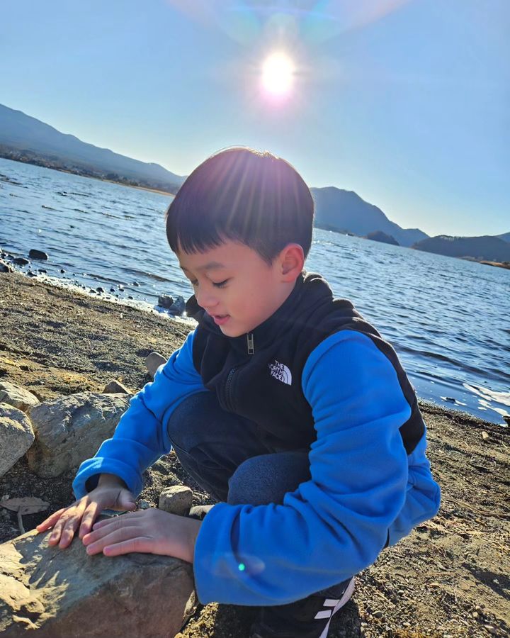 ชมพู่ อารยา