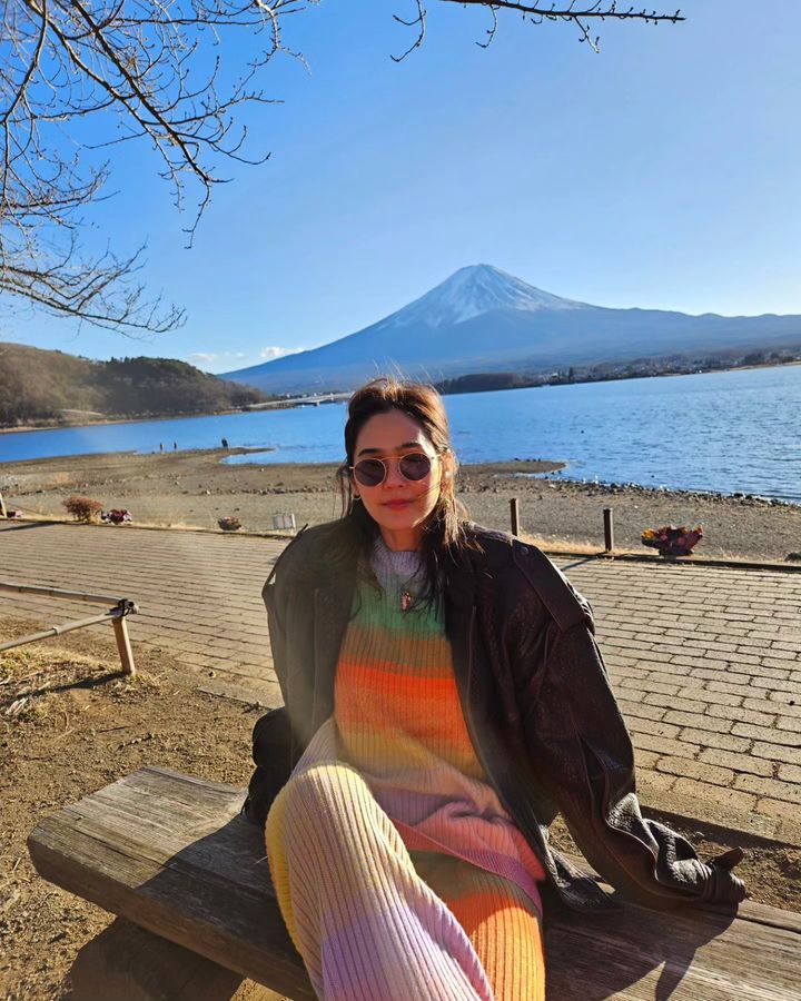 ชมพู่ อารยา