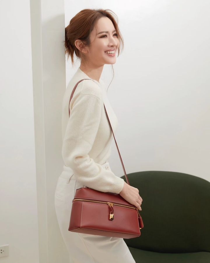 แอฟ ทักษอร