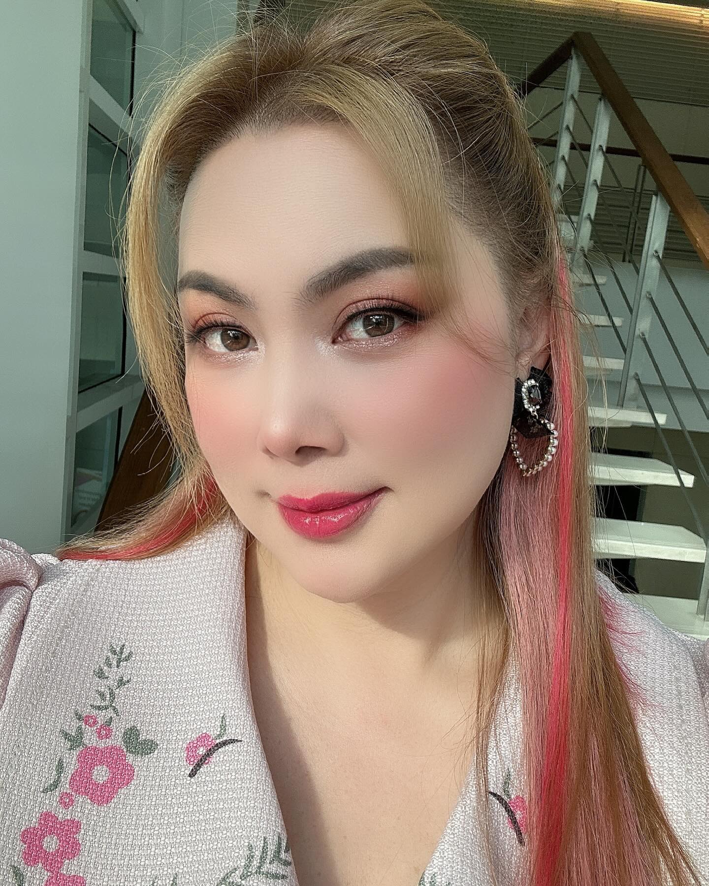 บุ๋ม ปนัดดา ก๊อต อธิป