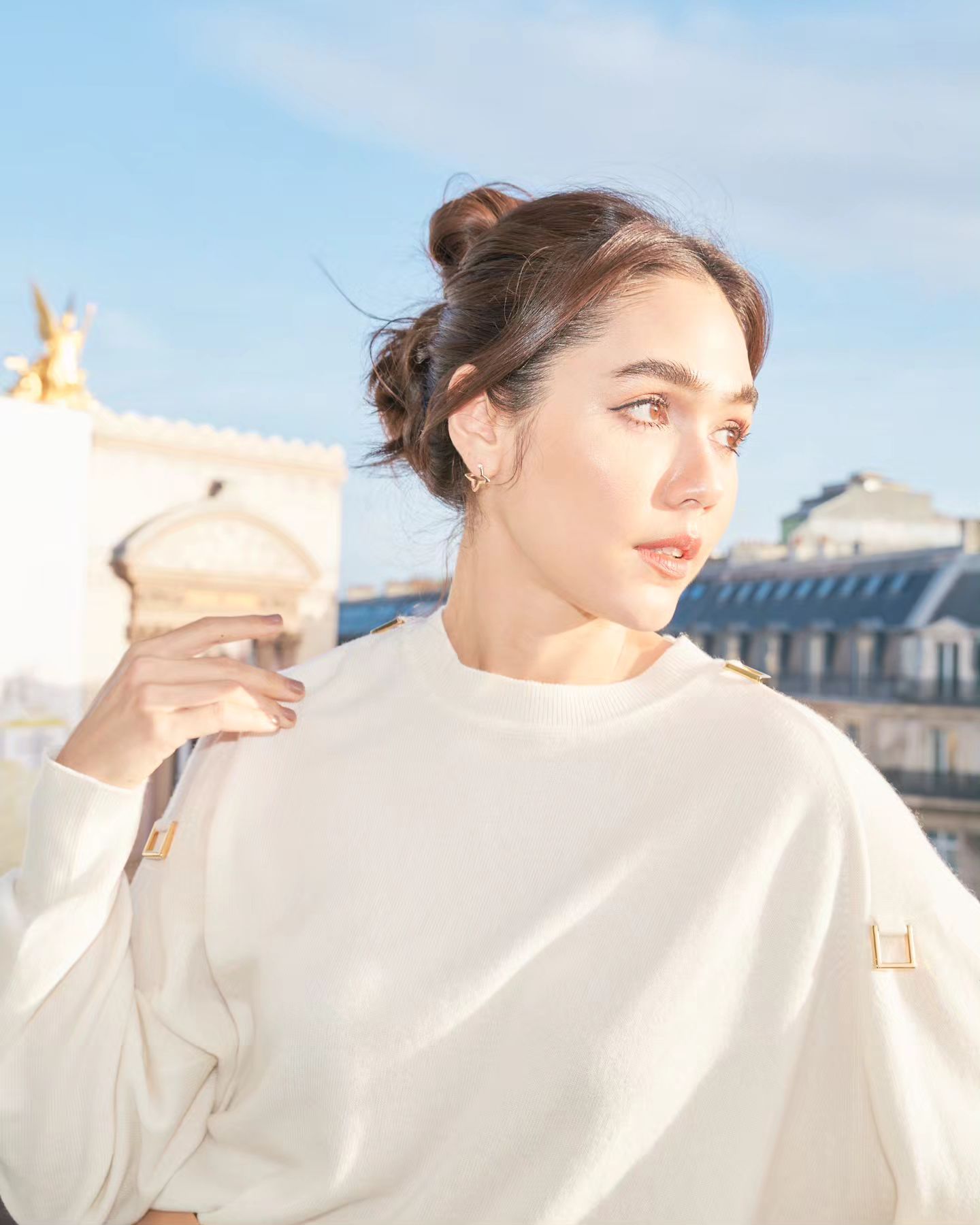 ชมพู่ อารยา