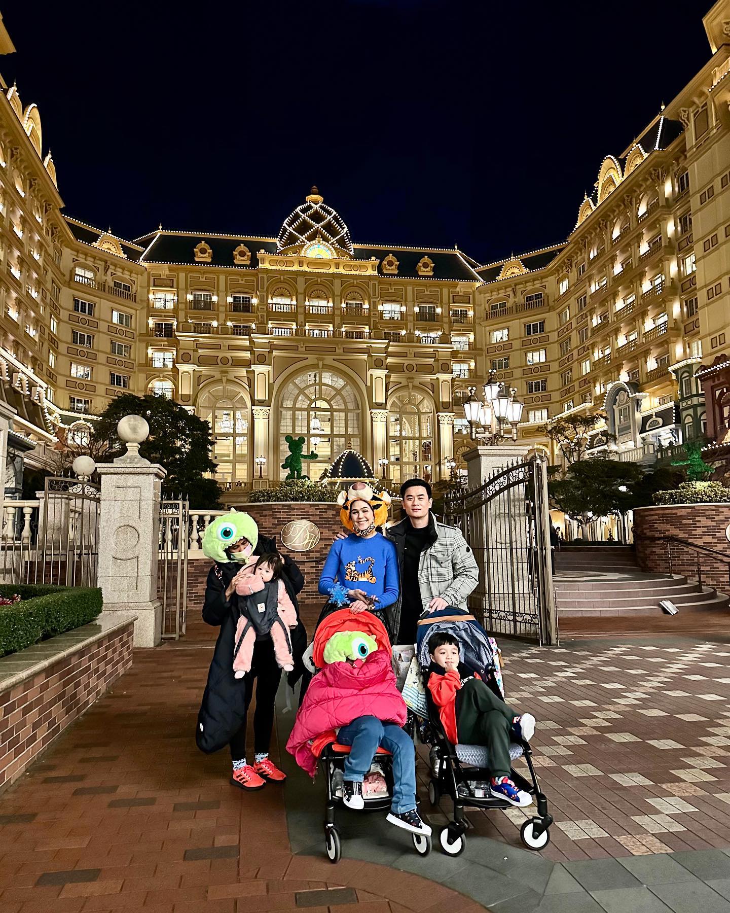 ชมพู่ อารยา