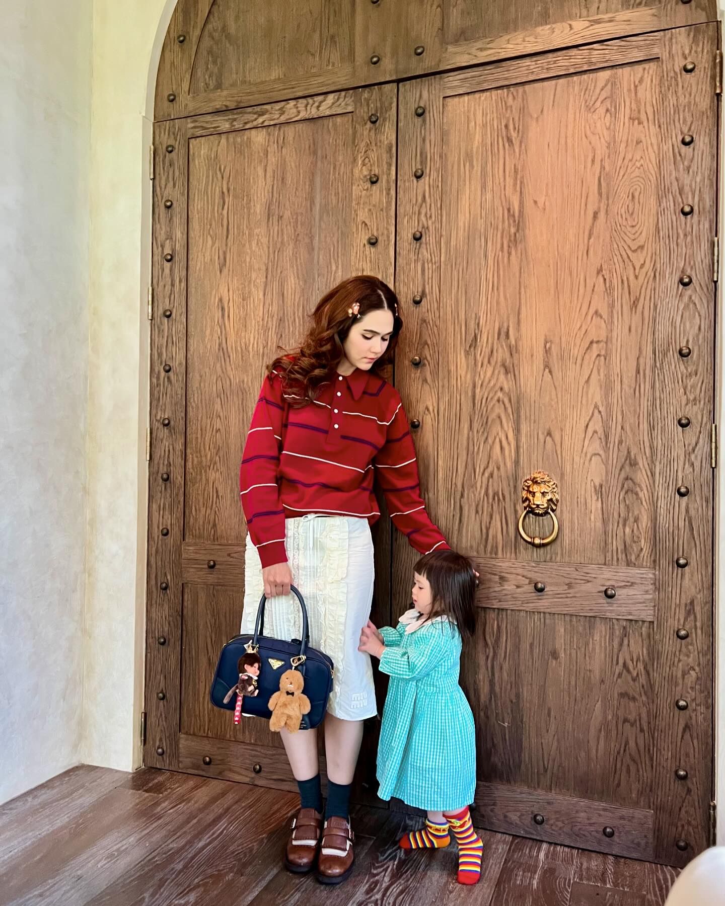 ชมพู่ อารยา