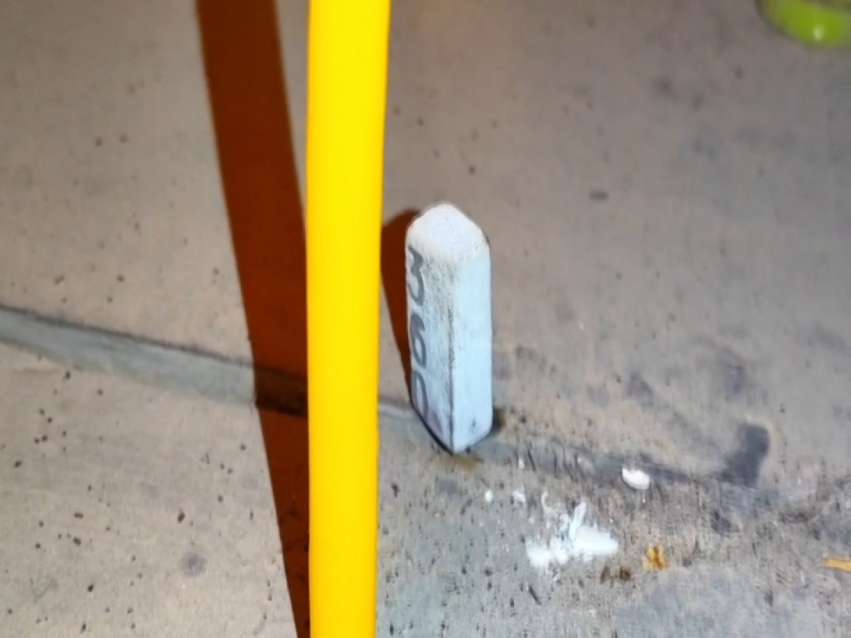 บ้านร้างหลอน..ญาติเชื่อว่ามีวิญญาณอยู่..โผล่ให้เห็นอยู่บ่อยๆ.. จึงพากันจุดธูปขอหวย