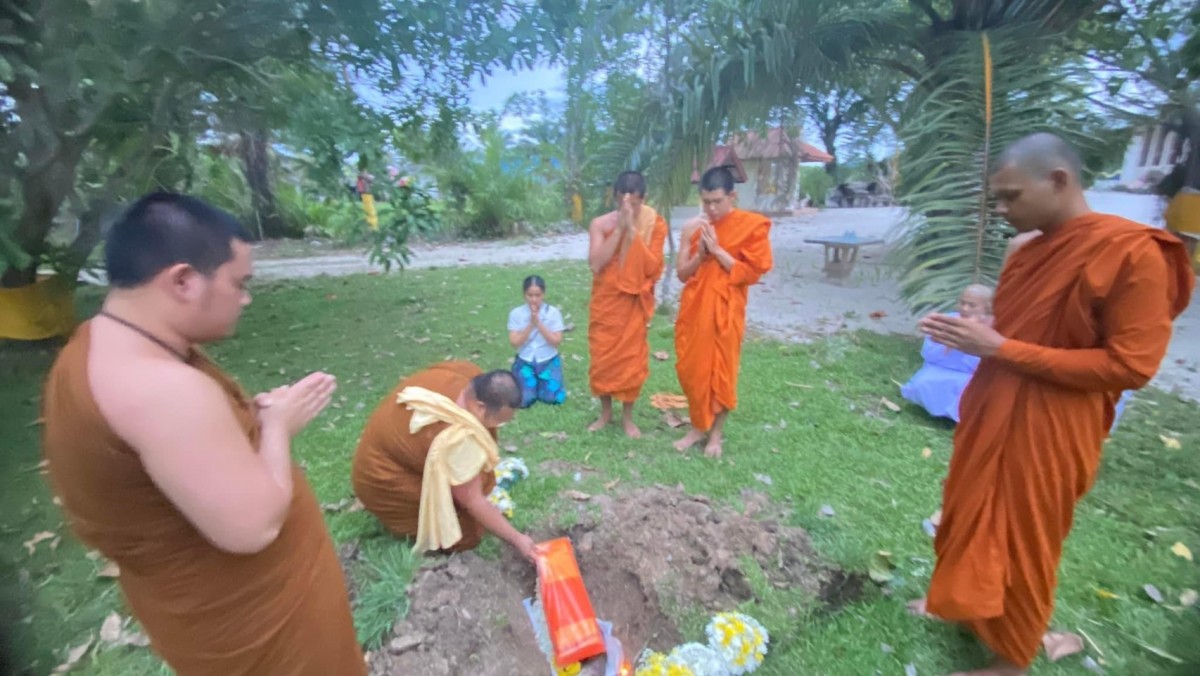 ลาก่อนบุญรอด นากแสนรู้วัดท่าลาด ตายแล้วหลังถูกหมากัด หลวงพ่อสวดบังสุกุลครั้งสุดท้าย