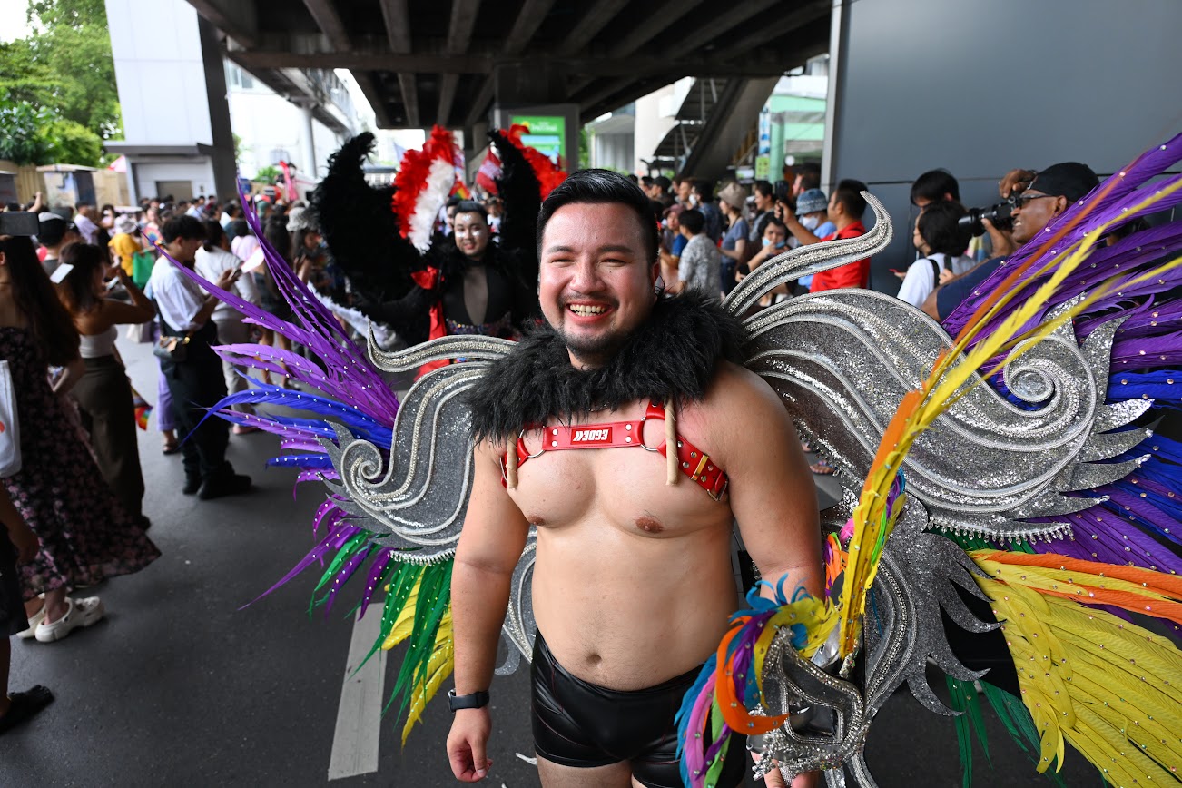 ประมวลภาพบรรยากาศ Bangkok Pride Festival 2024 หลากสีสันร่วมใจฉลองสมรสเท่าเทียม