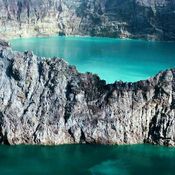 No.8 Kelimutu Flores Island