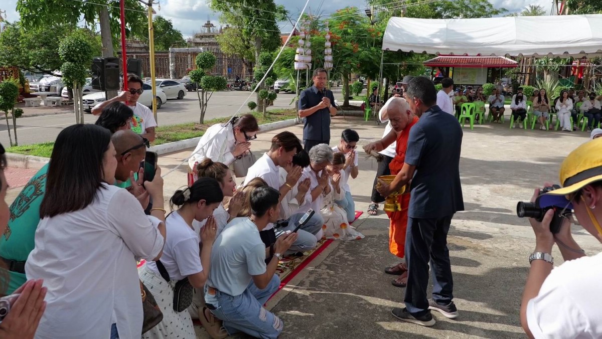 ส่องเลขเด็ด เลขมงคล ศรราม น้ำเพชร ทำพิธีวัดประดู่ พลีมวลสารเหรียญบรมครูแสนล้าน