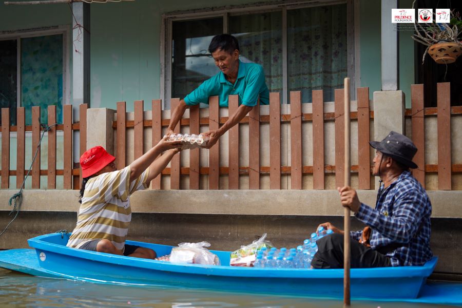 พรูเด็นเชียล ประเทศไทย ร่วมกับ พรูเด็นซ์ ฟาวน์เดชัน ช่วยเหลือผู้ประสบภัยน้ำท่วม