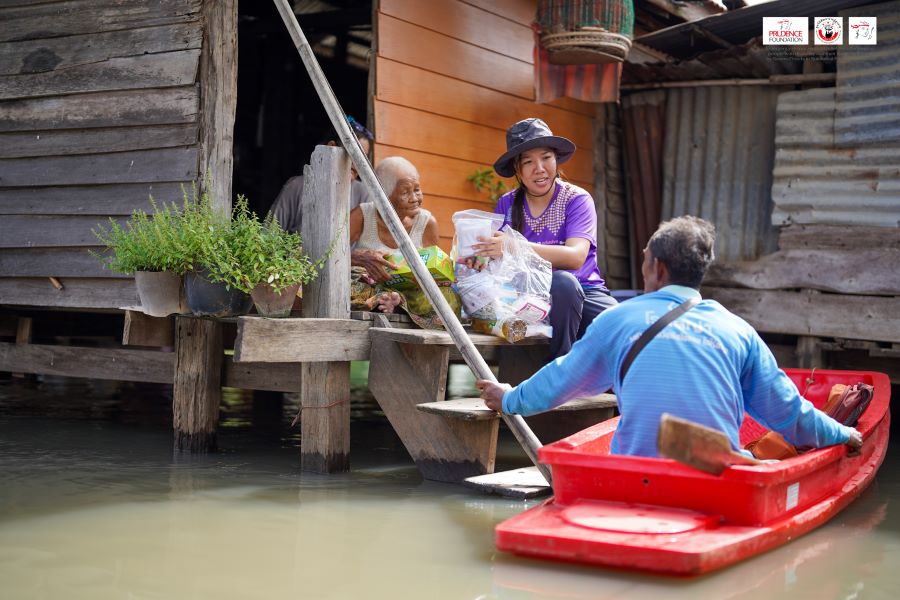 พรูเด็นเชียล ประเทศไทย ร่วมกับ พรูเด็นซ์ ฟาวน์เดชัน ช่วยเหลือผู้ประสบภัยน้ำท่วม