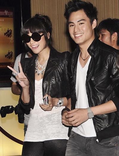 พลอย-นาวิน ต้าร์