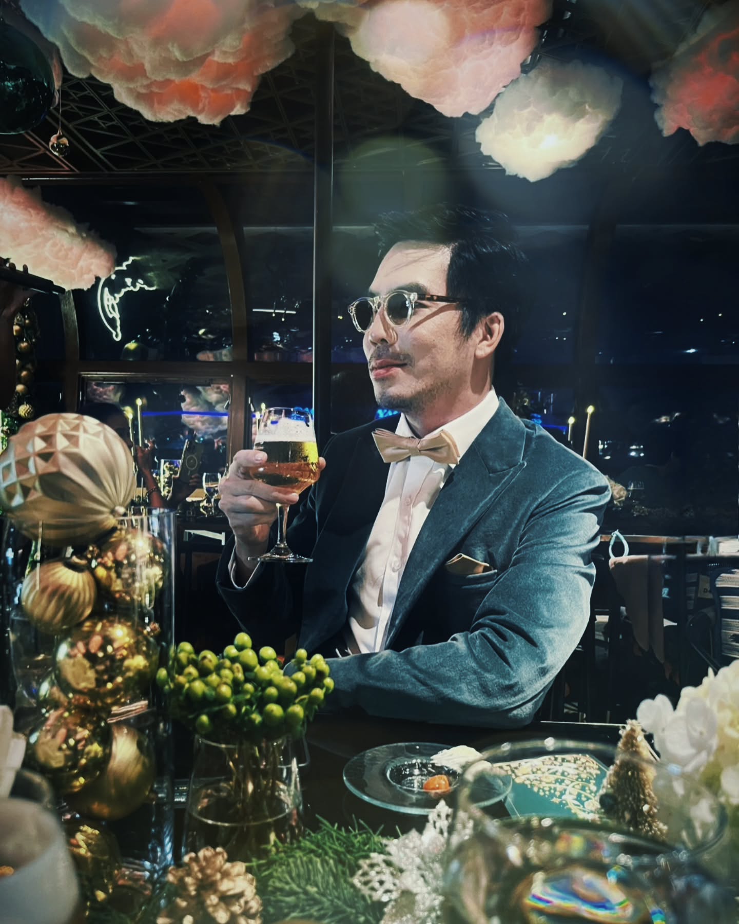 เผือก พงศธร