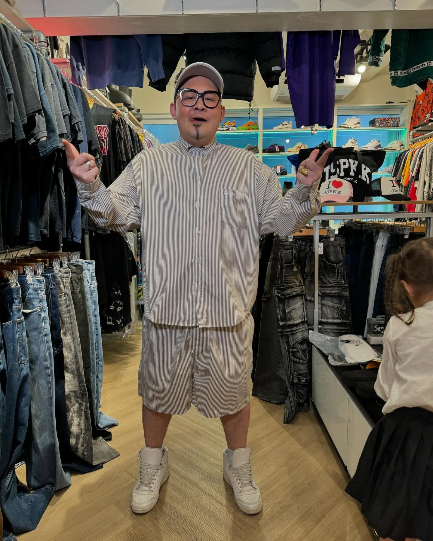 ดีเจเชาเชา