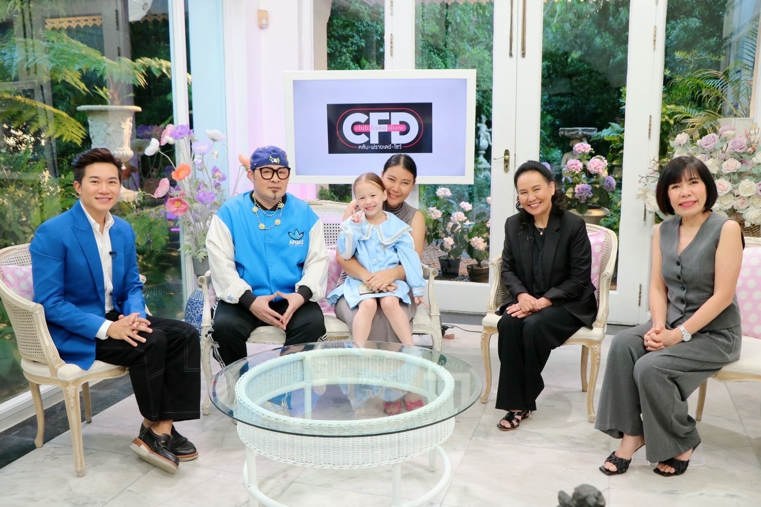 ดีเจเชาเชา