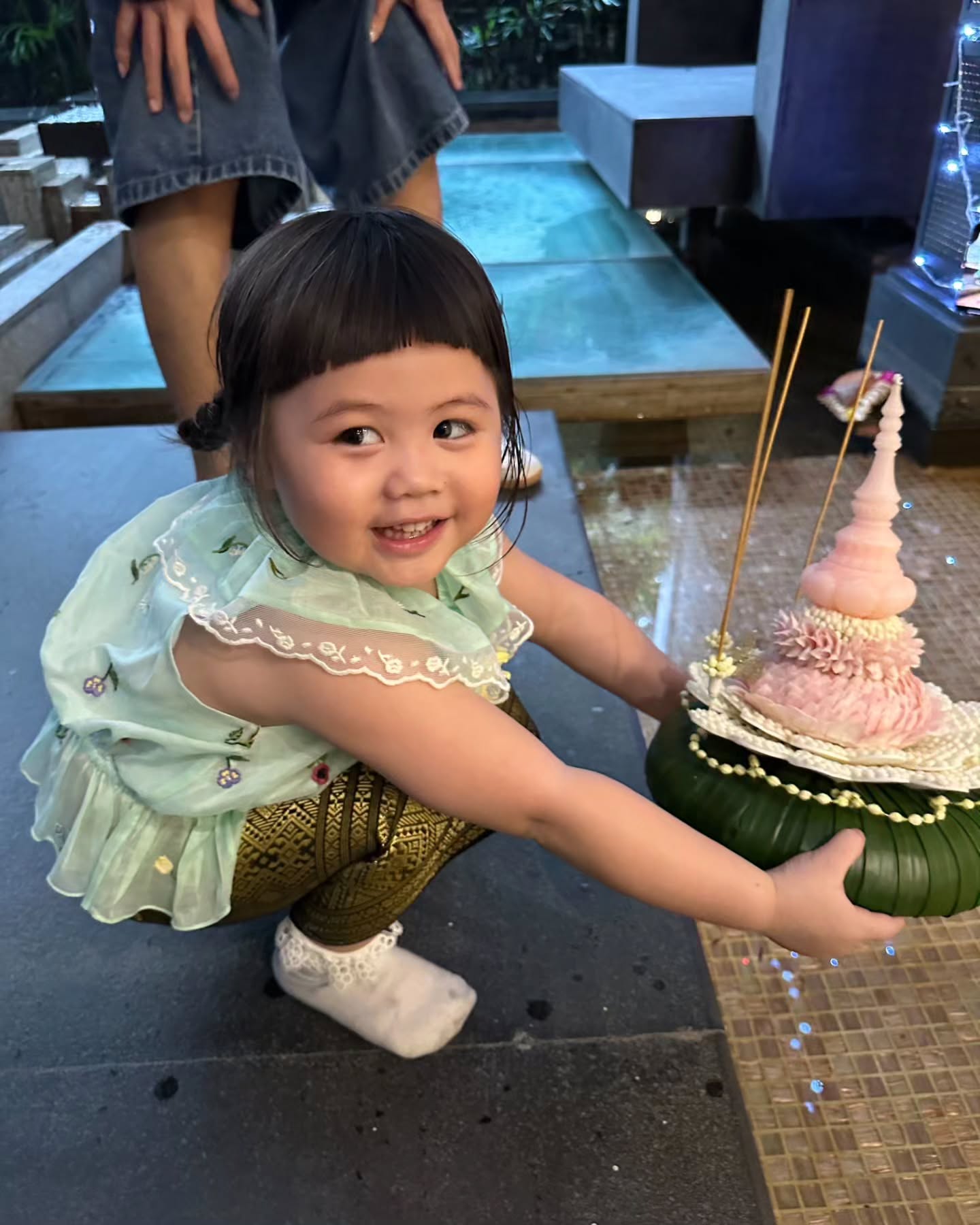 ชมพู่ น้องเกล