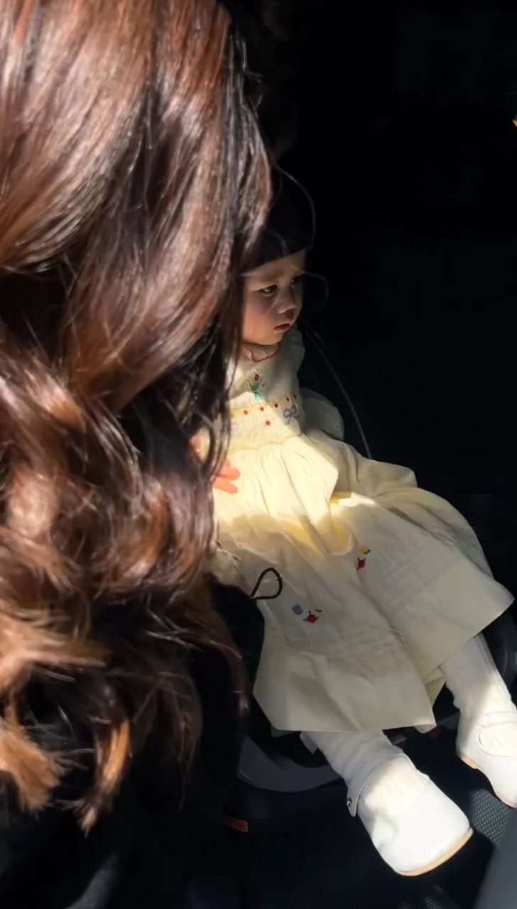 ชมพู่ น้องเกล