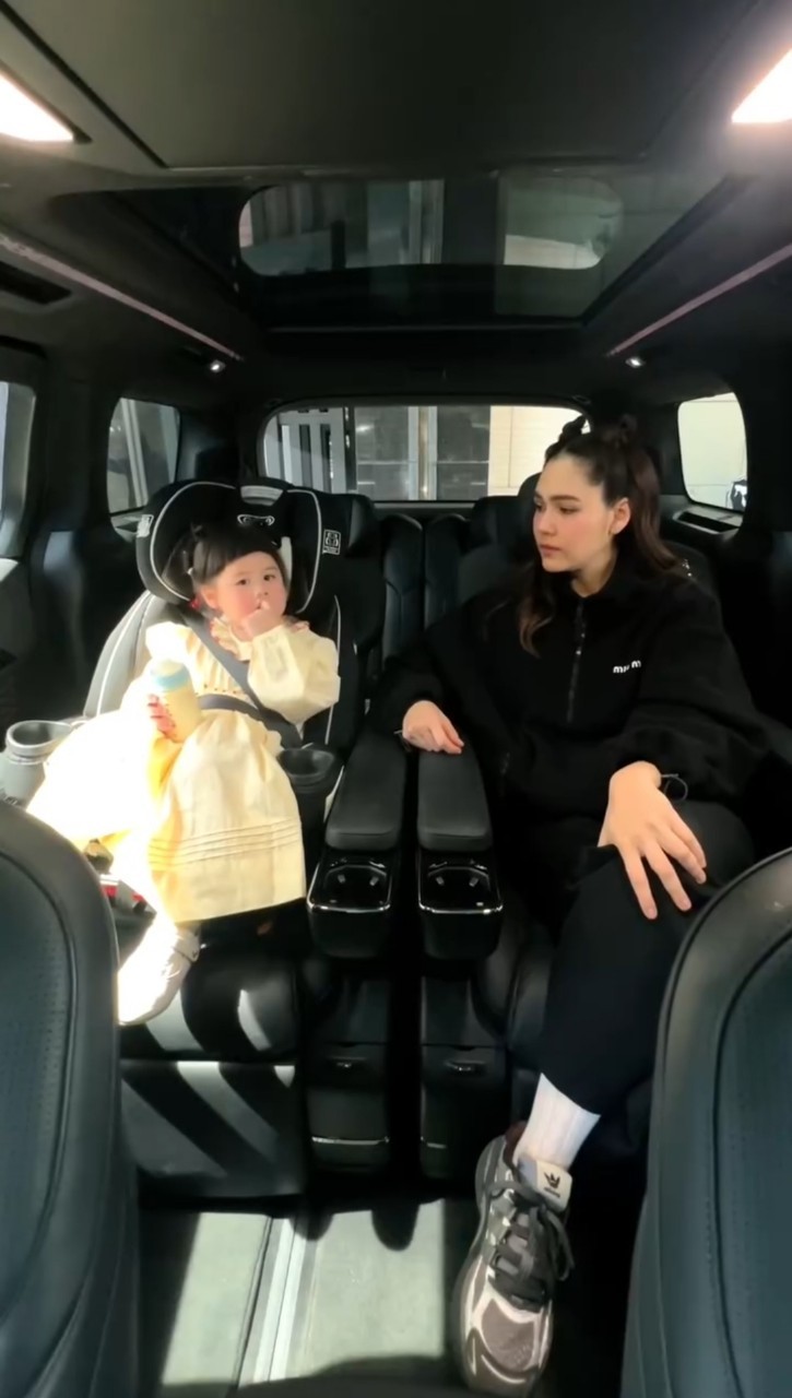 ชมพู่ น้องเกล