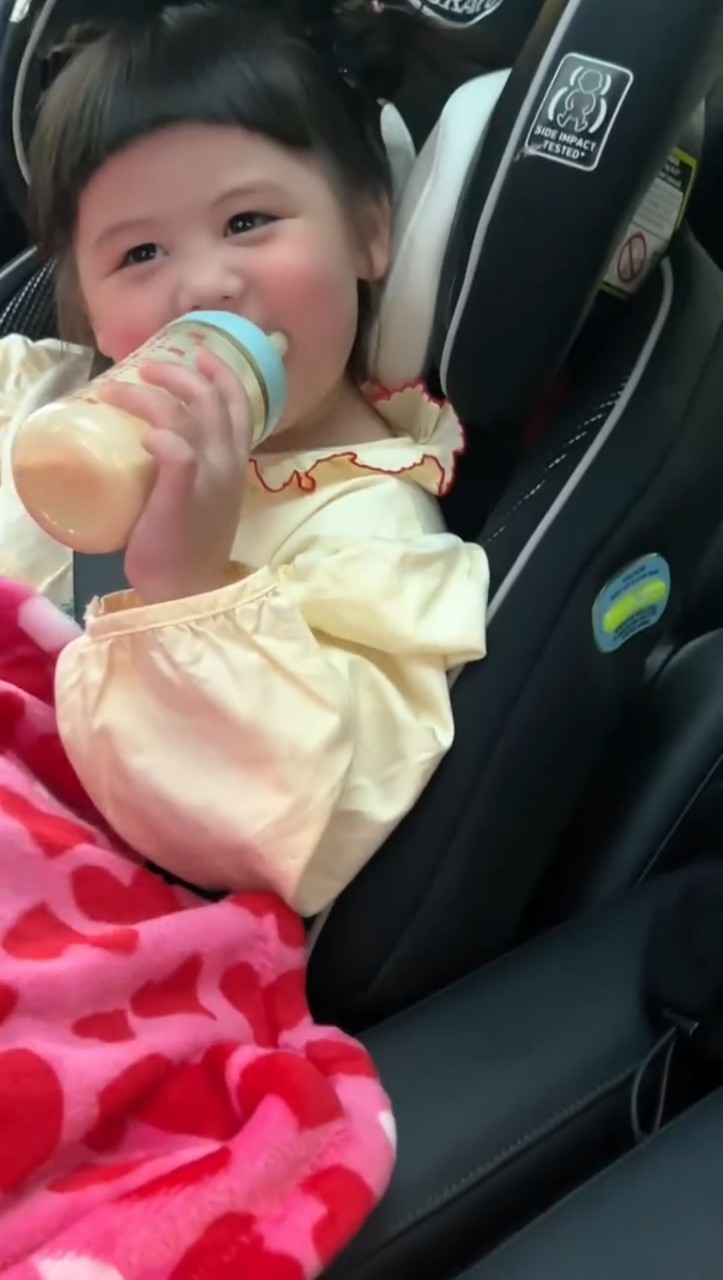 ชมพู่ น้องเกล