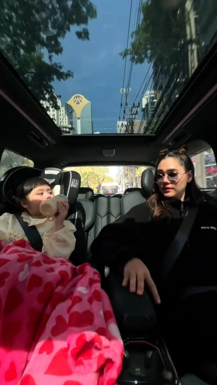 ชมพู่ น้องเกล