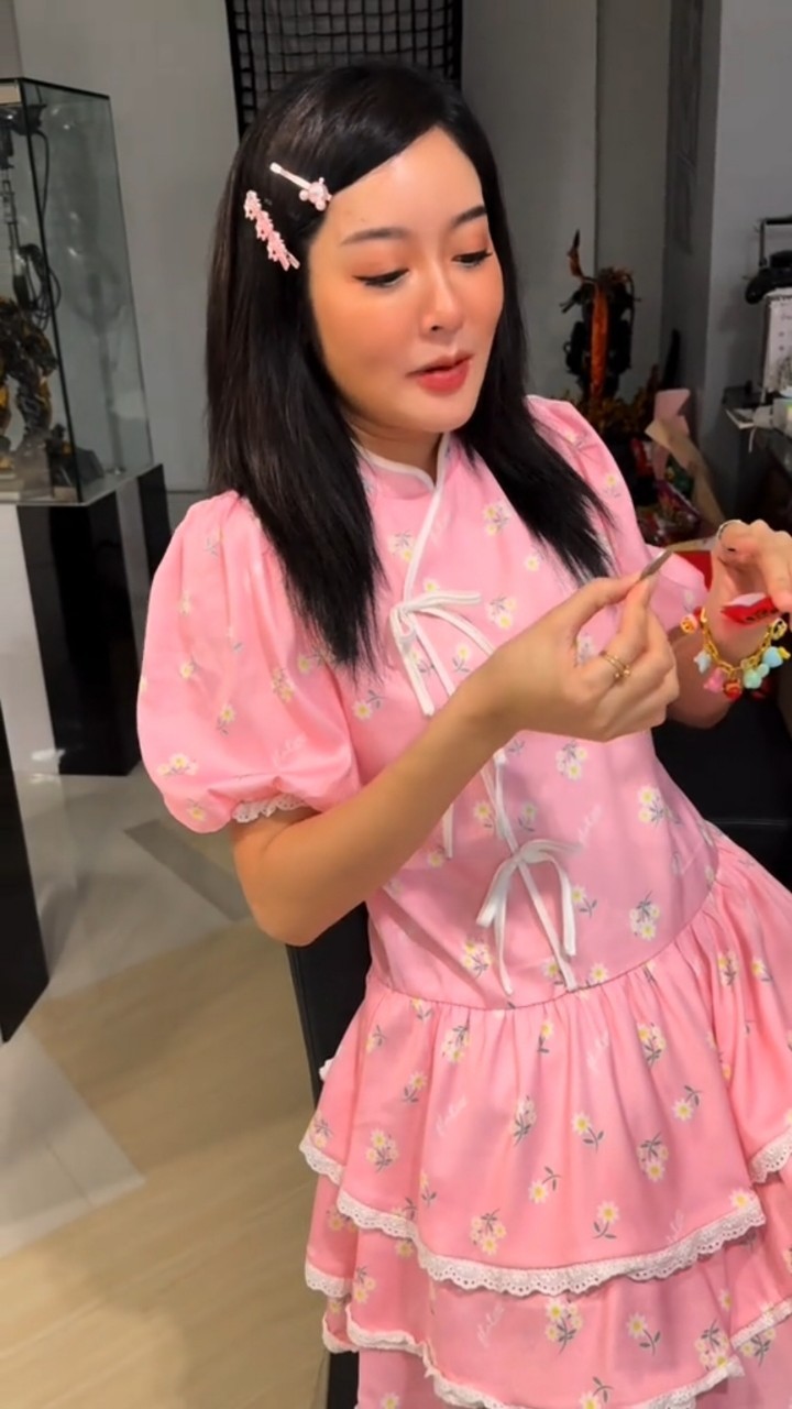 แก้มบุ๋ม พีท