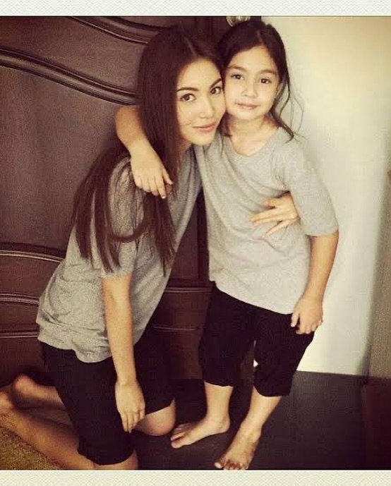 ใหม่ ดาวิกา