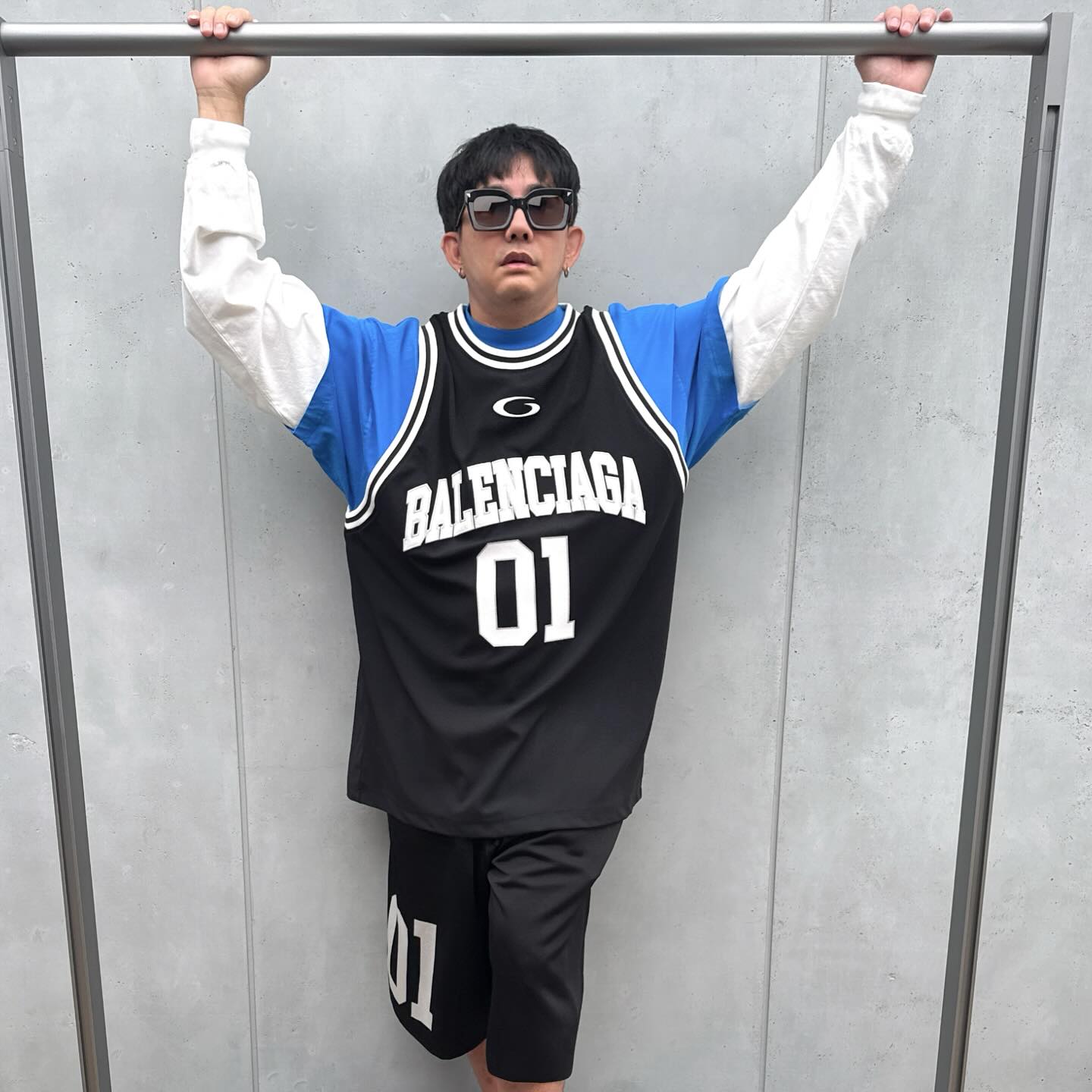 พชร์ อานนท์