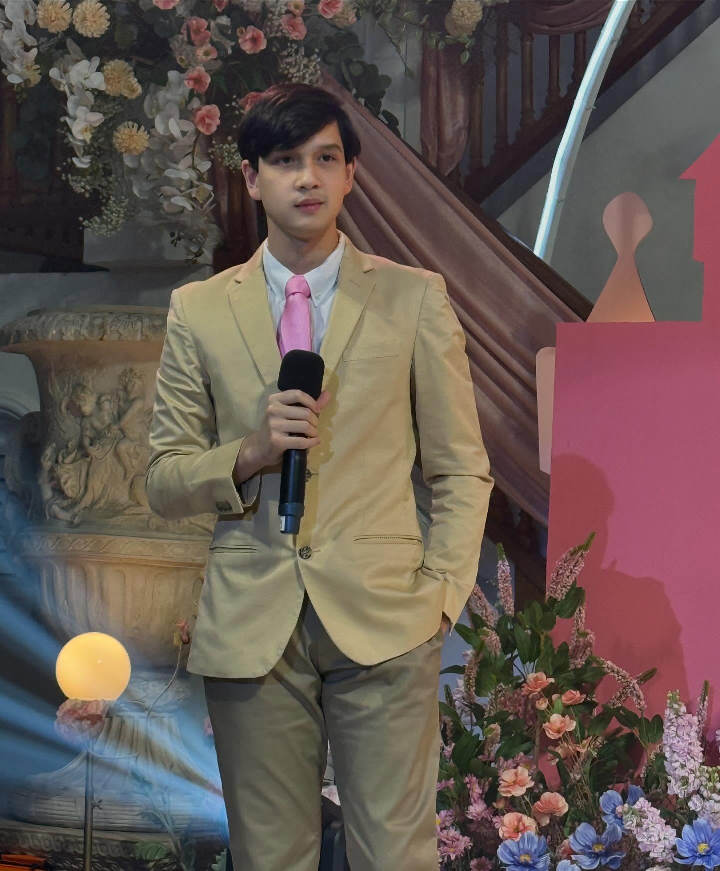 กวาง กมลชนก