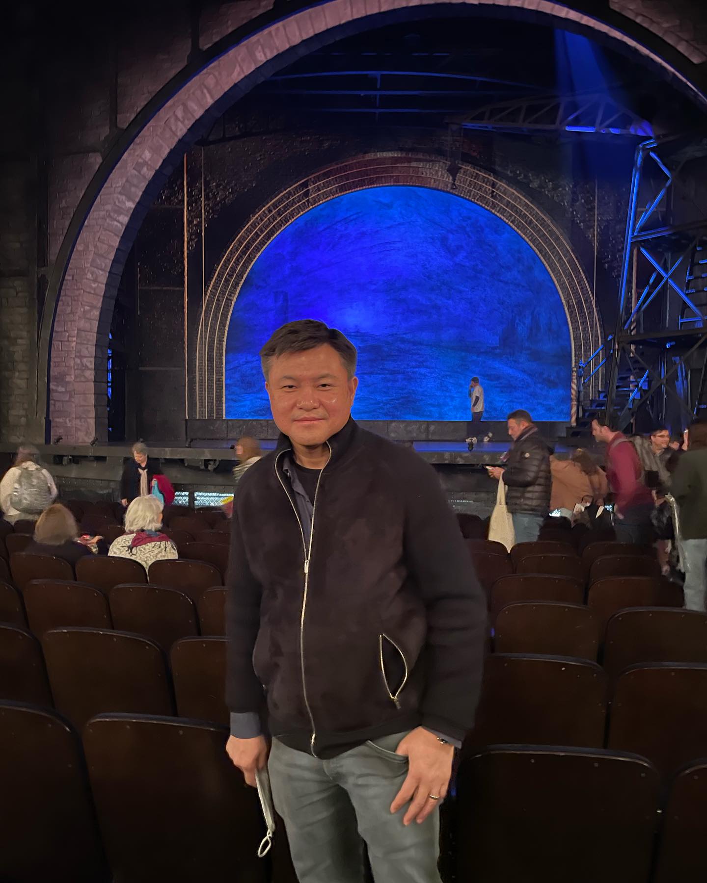 บอย ถกลเกียรติ