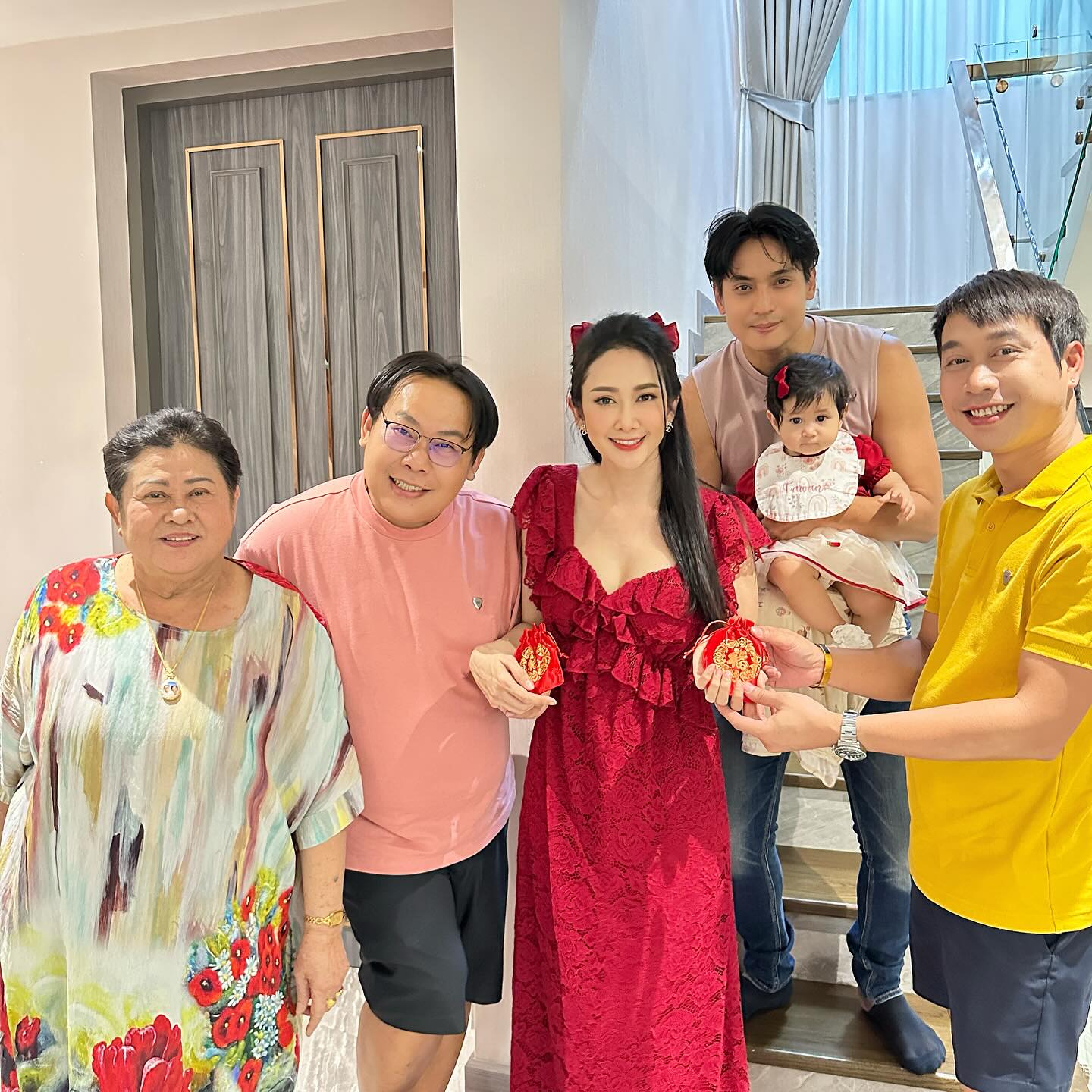 น้องพราวตะวัน
