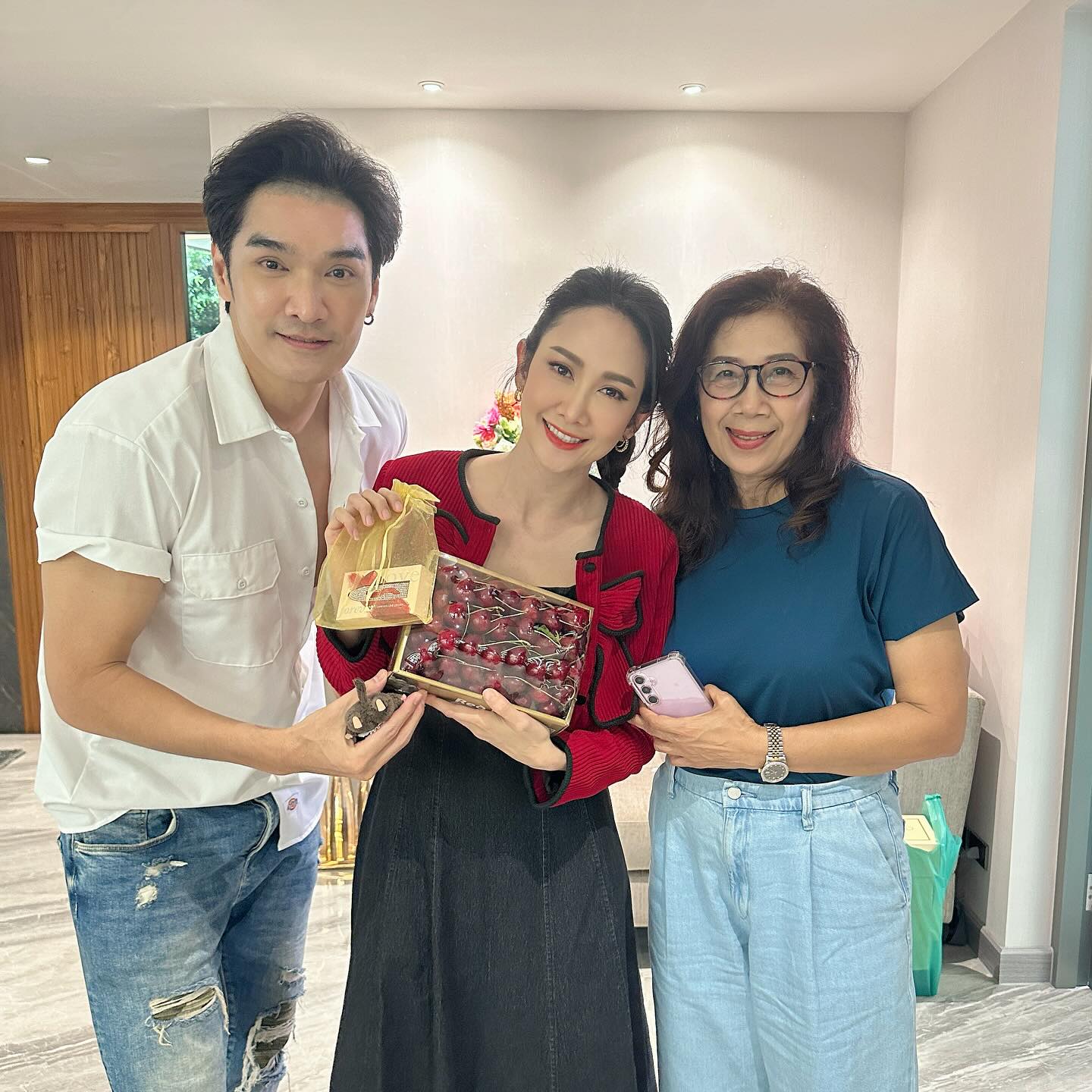 น้องพราวตะวัน