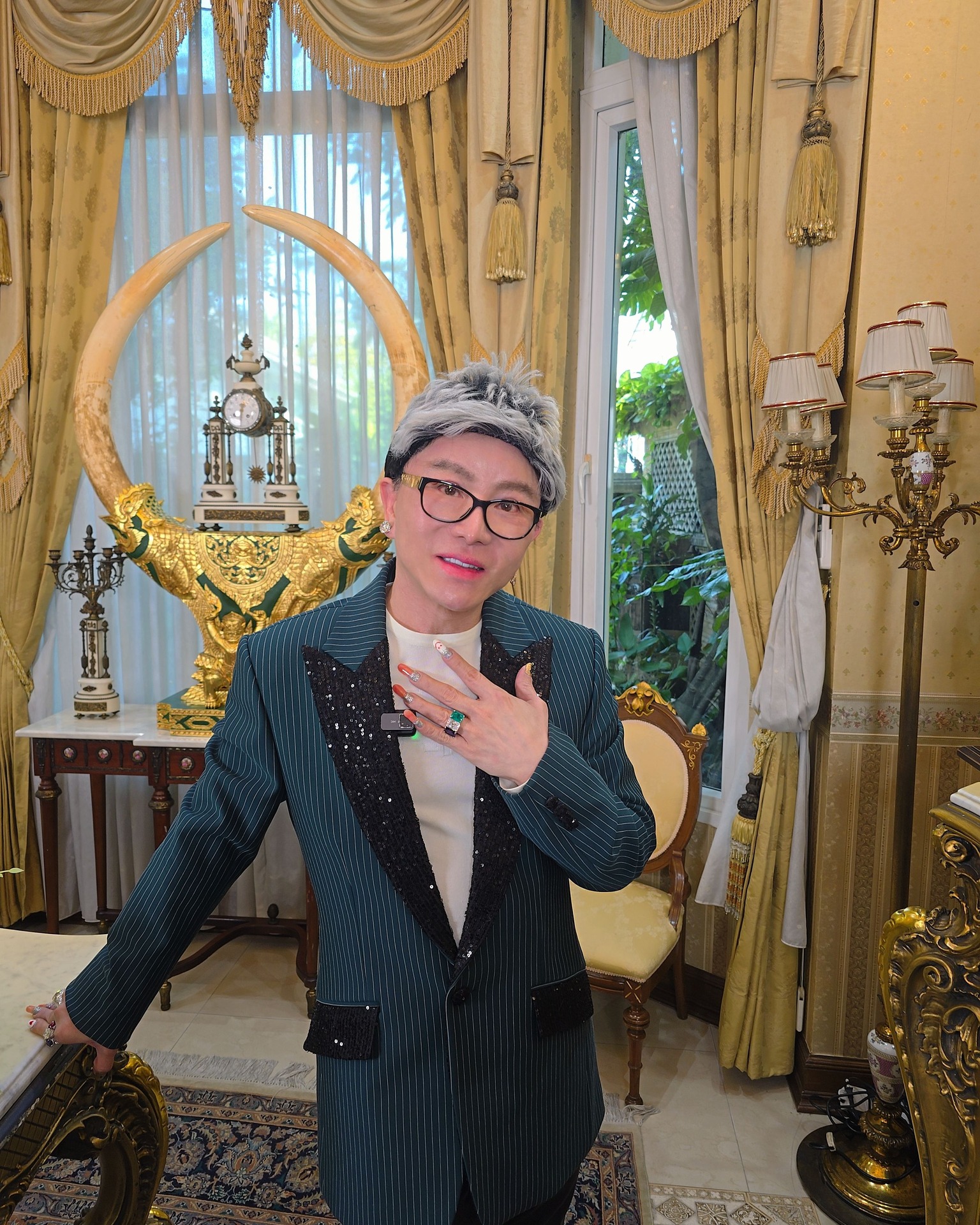 ไฮโซชูชัย