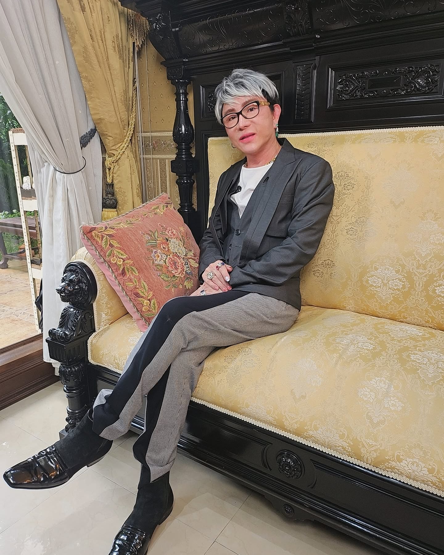 ไฮโซชูชัย