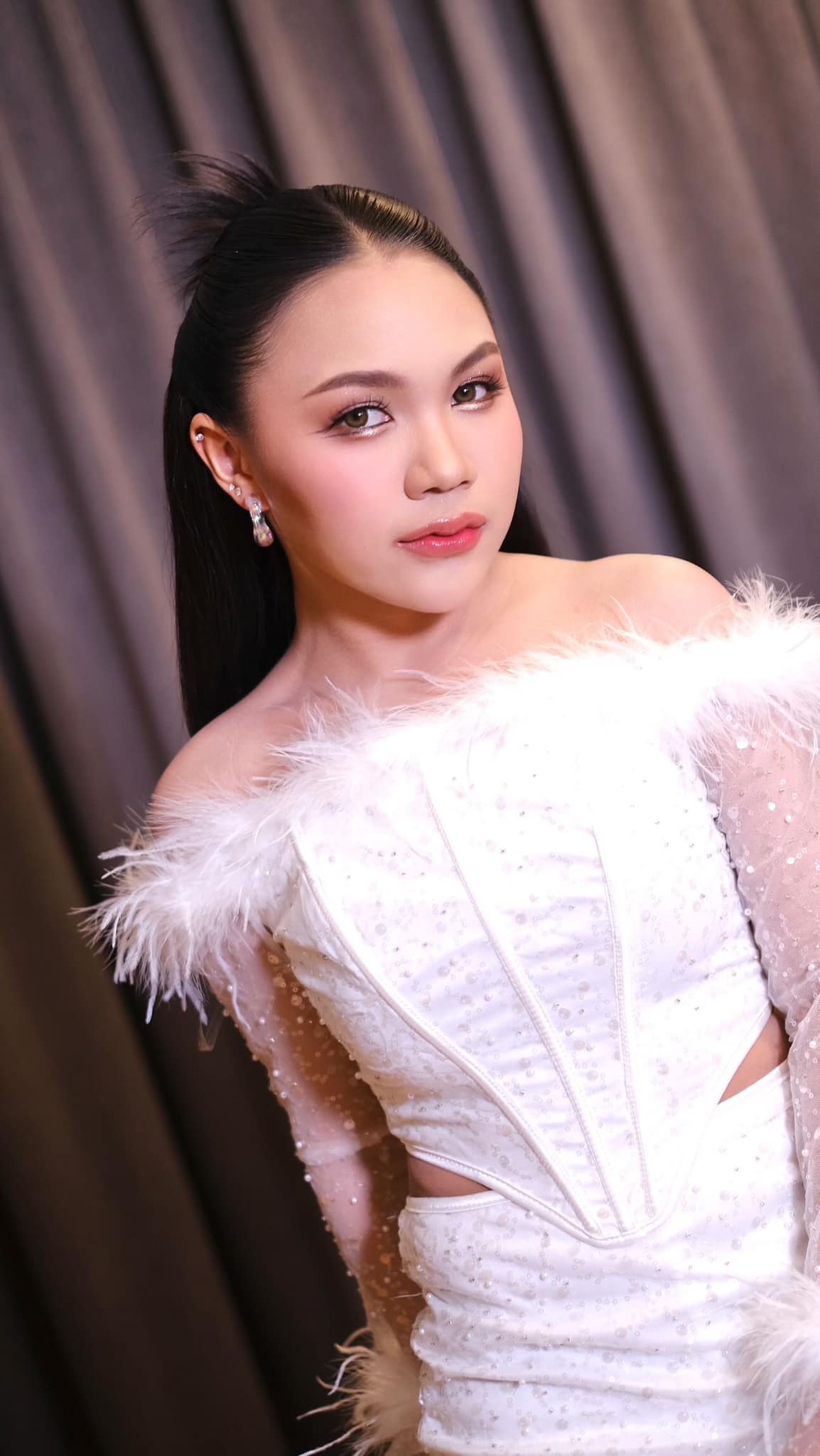 ลิลลี่ ได้หมดถ้าสดชื่น