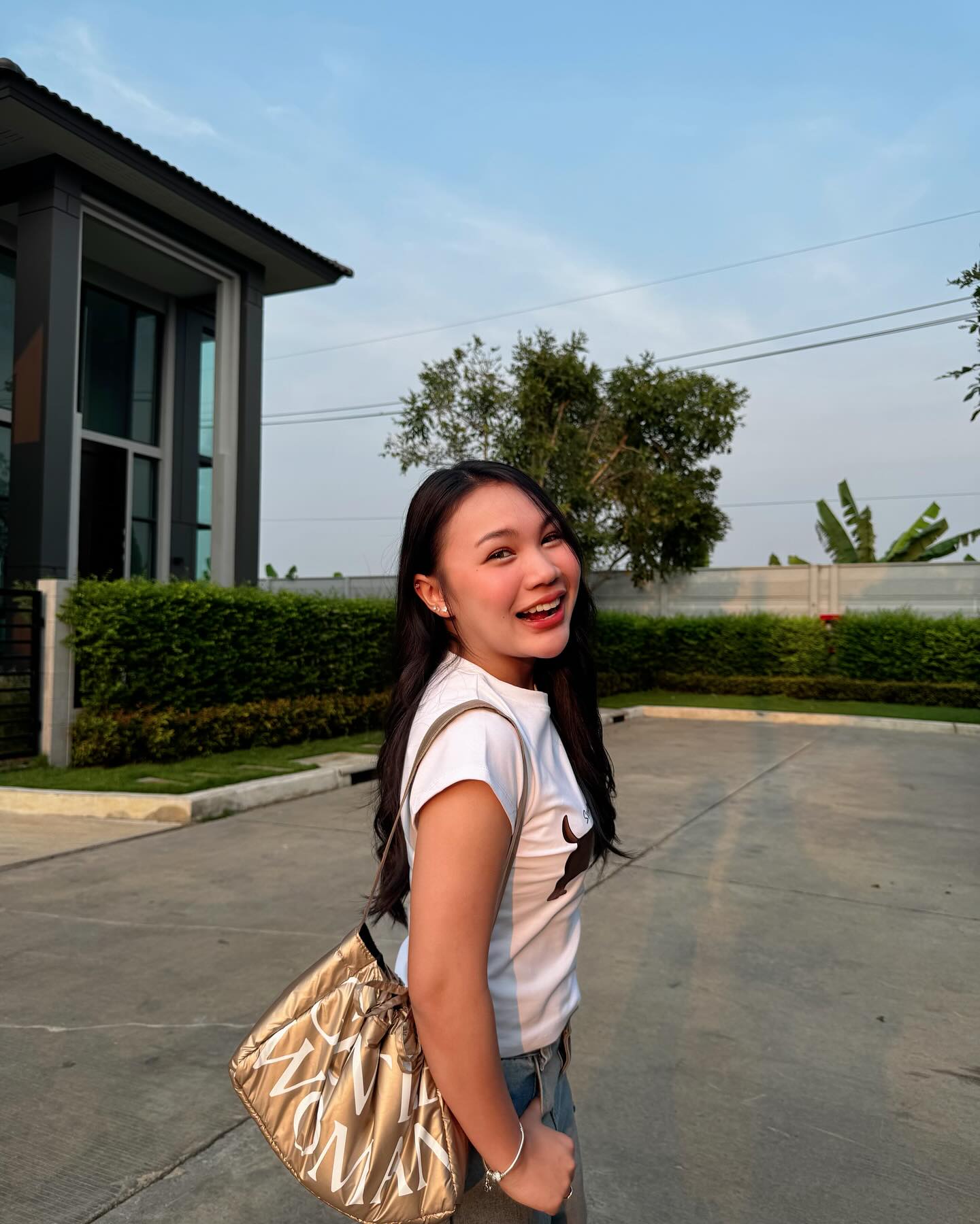 ลิลลี่ ได้หมดถ้าสดชื่น